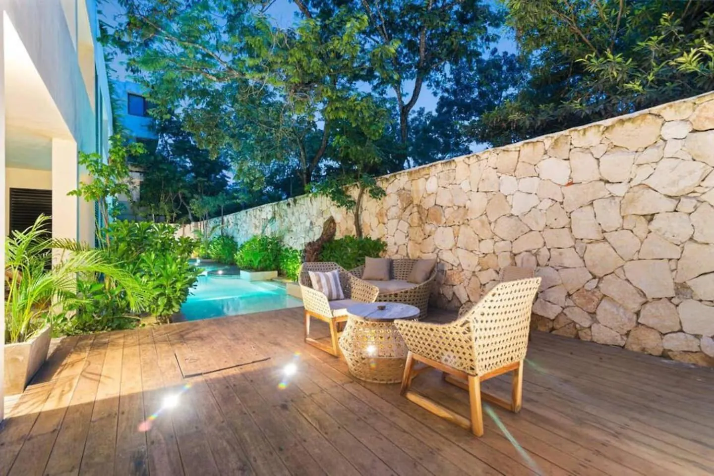 Luxury Awaits! 5 Beds 5 Baths 2 Private Pools! Villa Tulum Holiday home