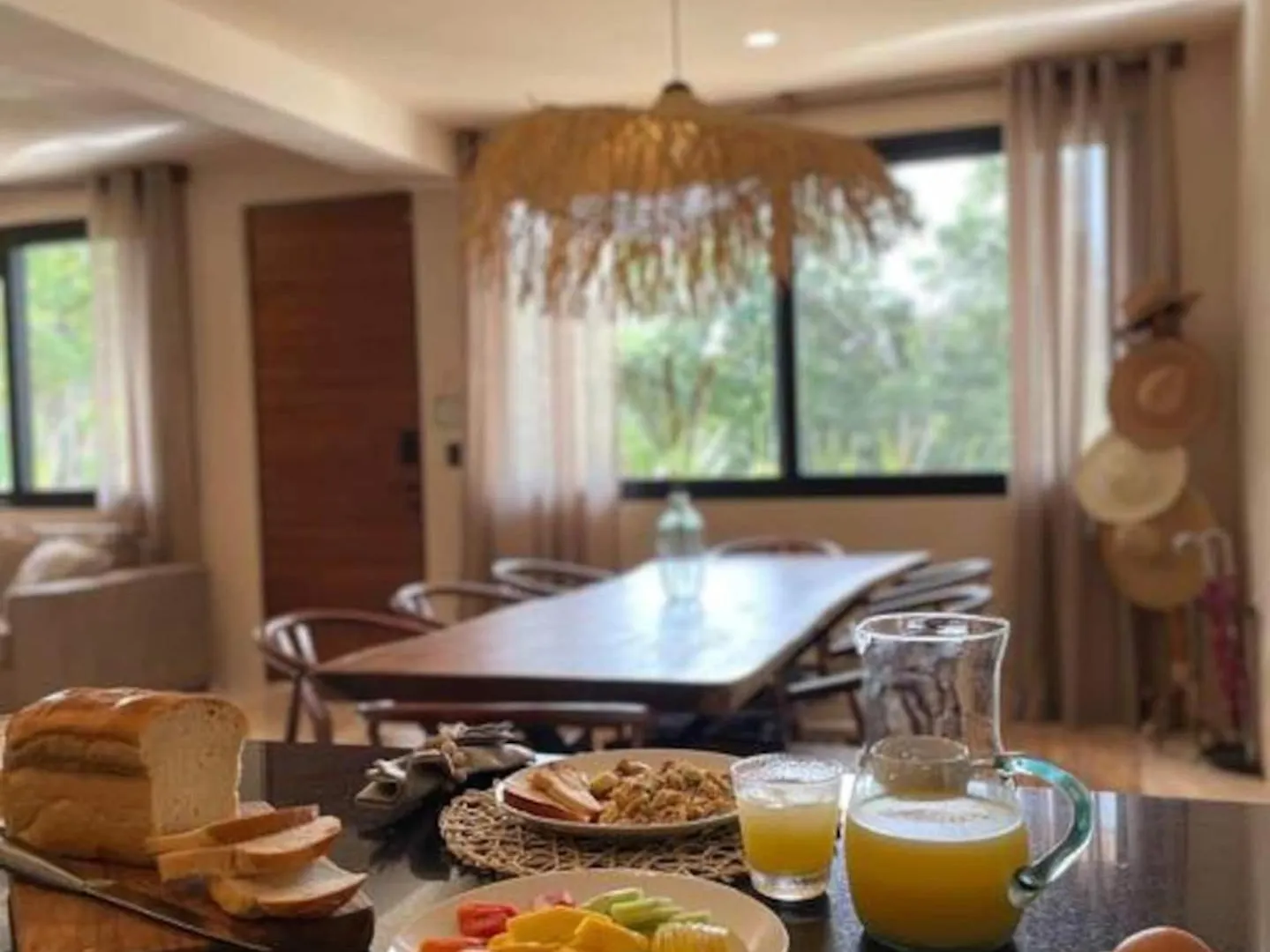 Luxury Awaits! 5 Beds 5 Baths 2 Private Pools! Villa Tulum Holiday home