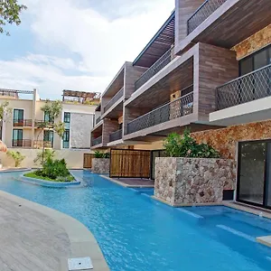 Exclusive Paramar Ve Penthouse In By Lockey For Walking To Commercial Zone In Aldea Zama Appartement